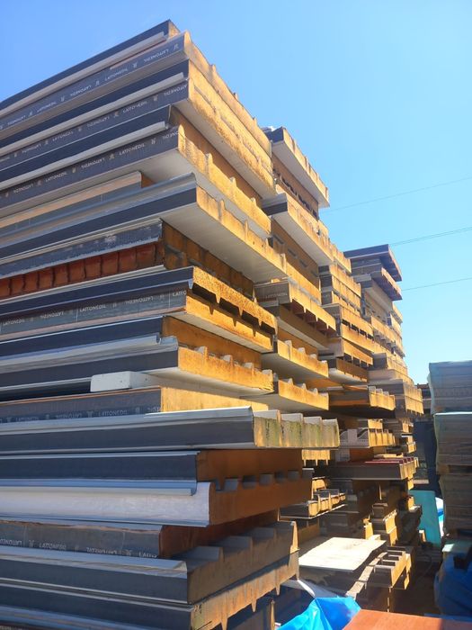 Picioare de raft, panouri sandwich, tabla de acoperit sau gard