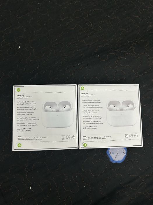 Продам 2 AirPods Pro