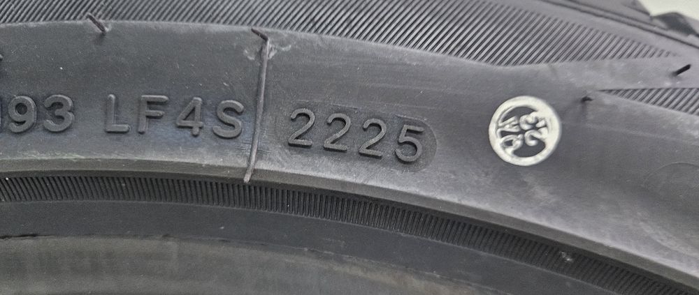 265/40 R21,105Wxl, UNIGRIP, Anvelope All Season M+S