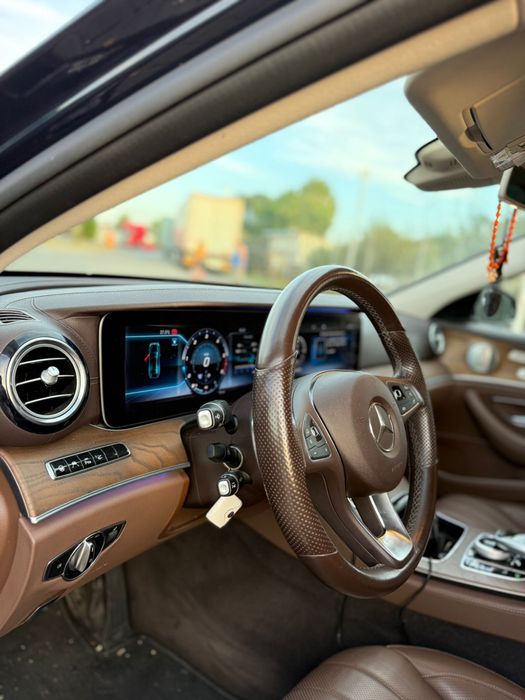 Mercedes-Benz E350d 4MATIC