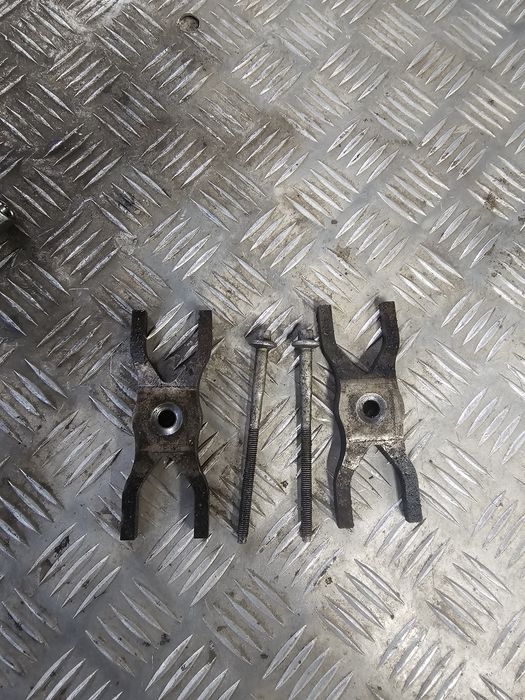 Brida cu șurub Injectoare ford transit 2.4 tdci euro4