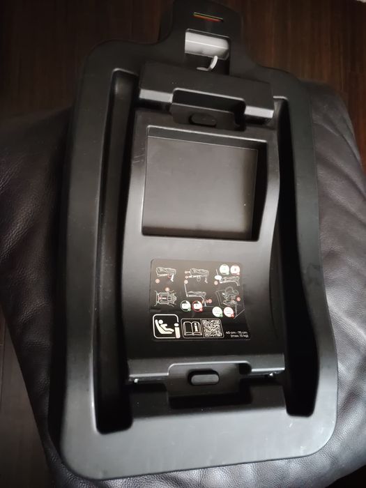Scoică auto kinderkraft cu baza isofix