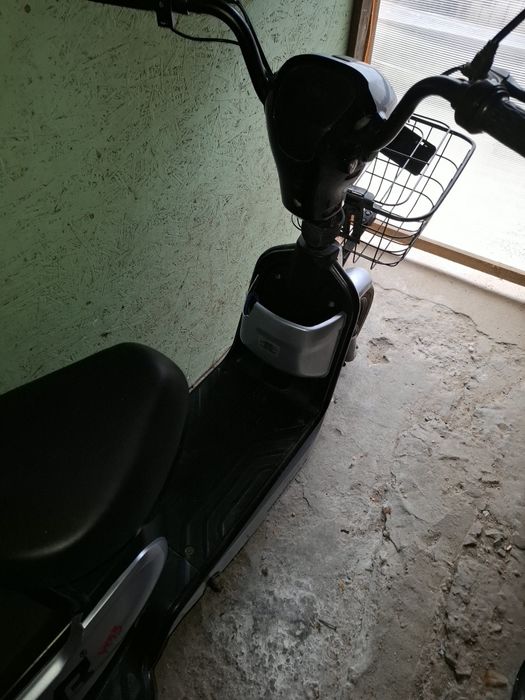 Scuter rdb YG3 ( se pot vinde si bateriile separat) pretul este negociabil