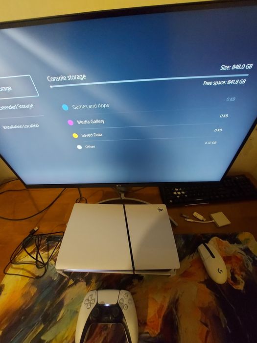 Vand PlayStation 5 Slim 1TB + Stand orizontal. *VANDUT*