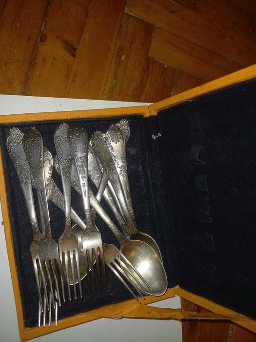 Старинный столовый набор, мельхиор