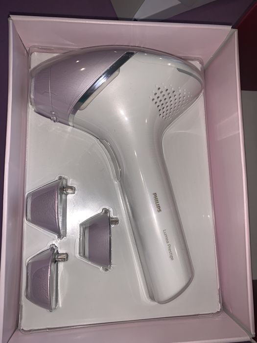 Фотоепилатор Philips Lumea Prestige с 4 приставки