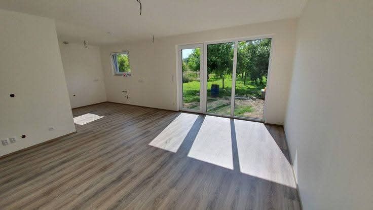 Case Modulare pe Structură Metalică și Panouri Sandwich – Calitate Garantată
​Construim locuințe moderne, durabile și eficiente energetic, adaptate ne