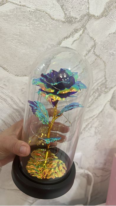 Роза в колбе  -Подарок