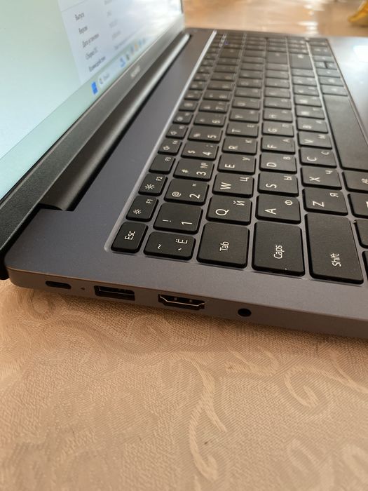 Ноутбук Huawei MateBook D16