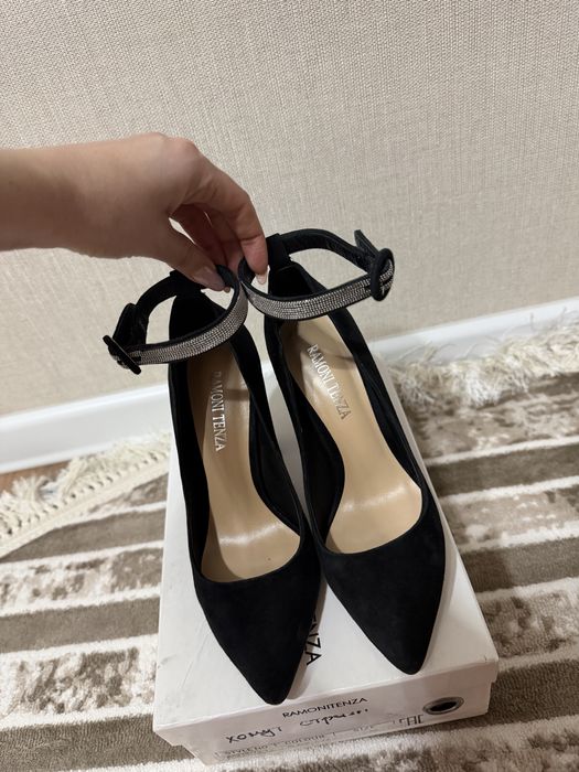 Замшевые туфли в хорошем состоянии