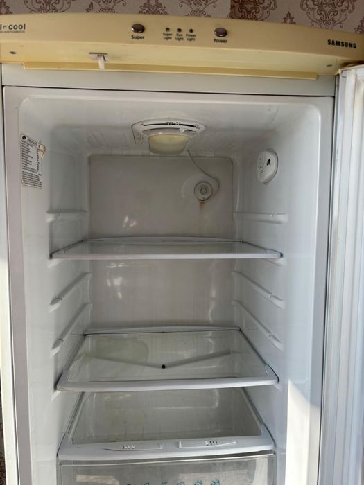 Продам холодильник, не в рабочем состоянии