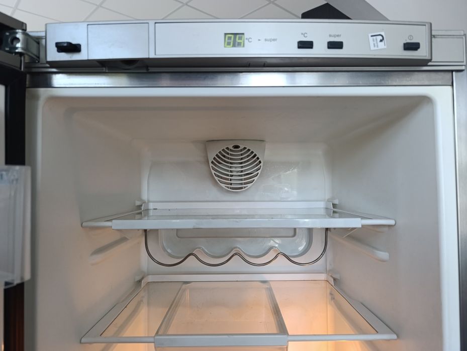 Хладилник Охладител SIEMENS No Frost A++