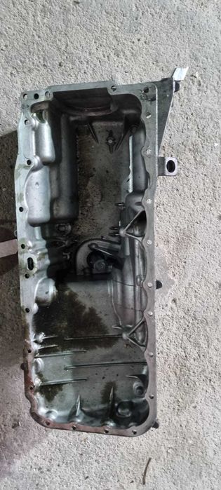 Baie ulei motor BMW Seria 3 E90 91 92 N57 3.0 COD 7800323
