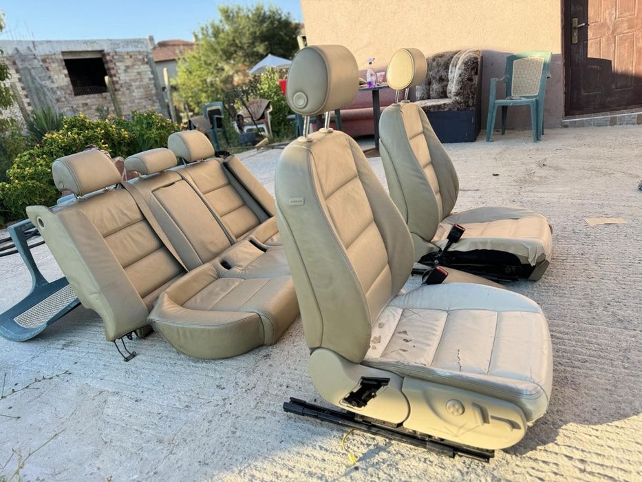 Седалки за аудиа А6