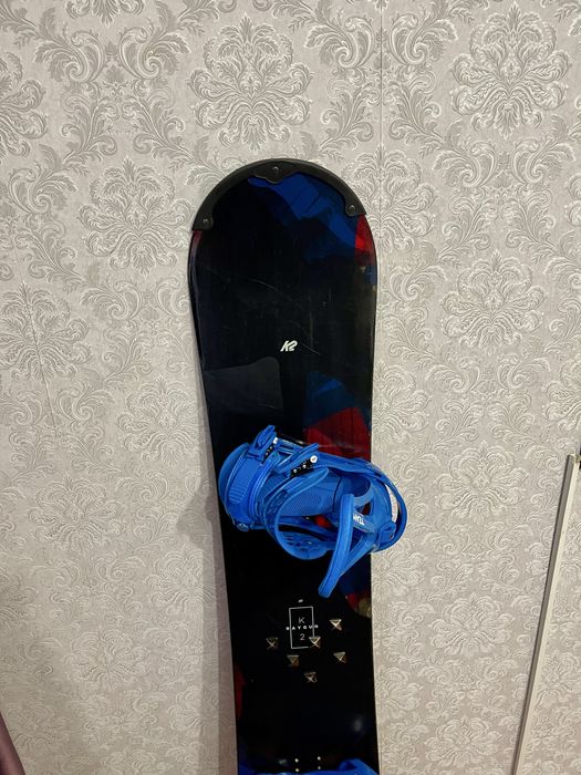Placa snowboard 150 cm k2 cu legaturi