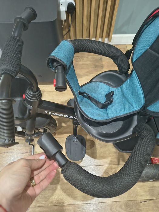 Vând tricicleta turbo bike