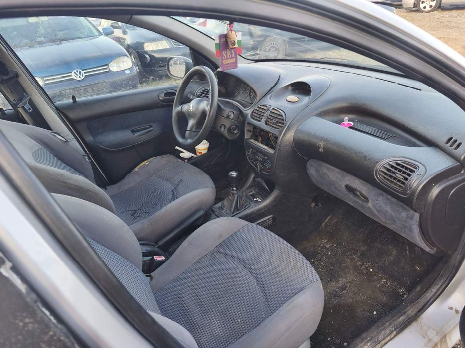 8 бр Пежо 206 1.4 75 кс 1999г  на части