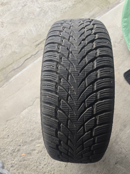 Vand Cauciucuri Nokian 215 55 R18