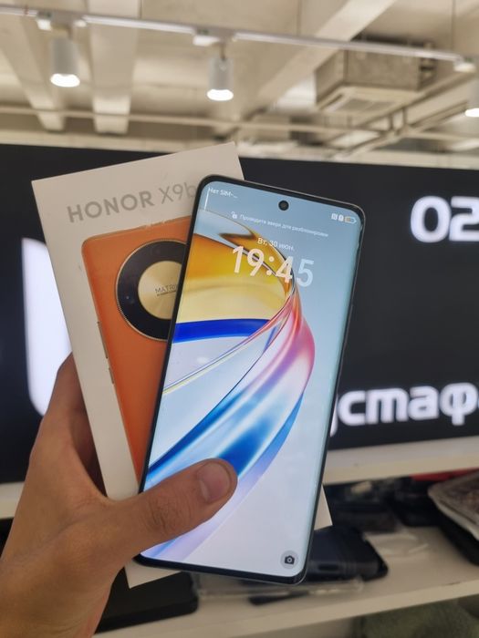 Honor x9b 256gb.