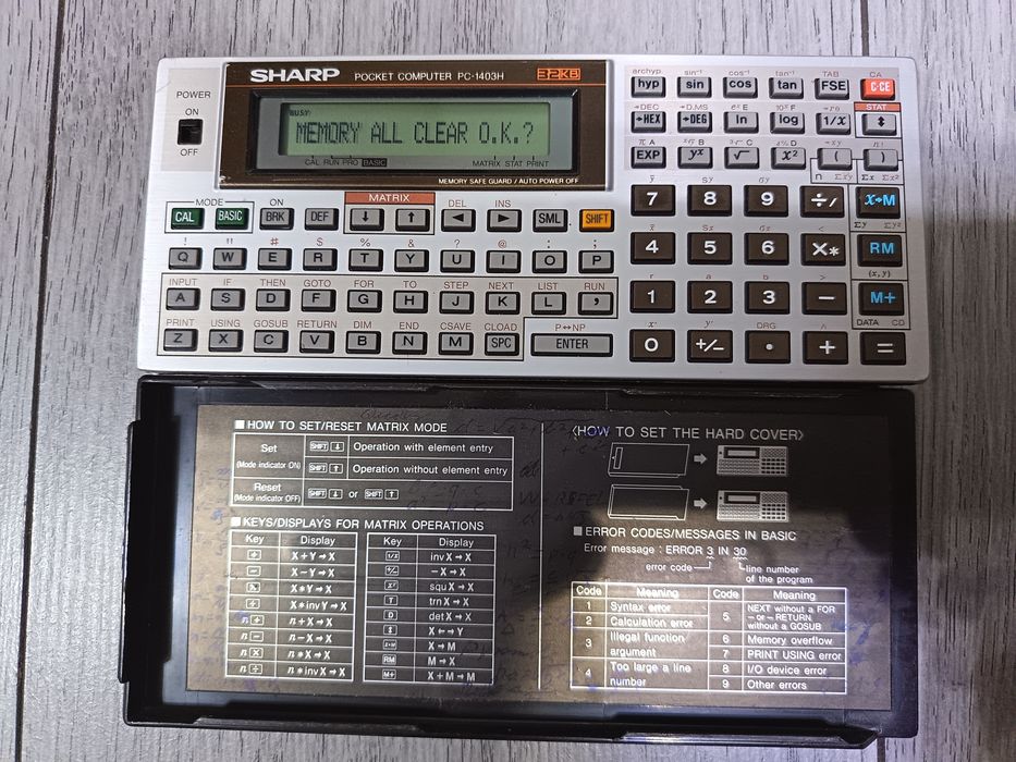Sharp PC-1403H vintage MADE în Japan