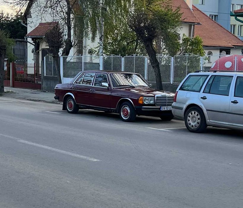 Mercedes W123 240D Cobra