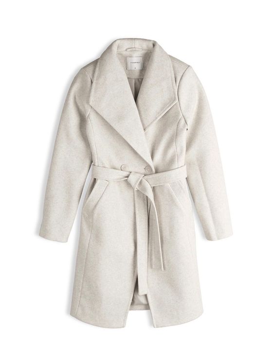 Бежово зимно палто