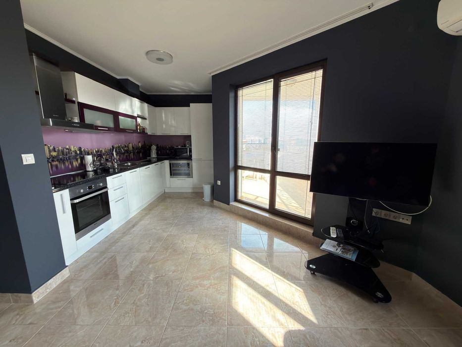 Продава се Тристаен апартамент в Несебър - 121 кв.м за 1003 €/кв.м - Снимка #2