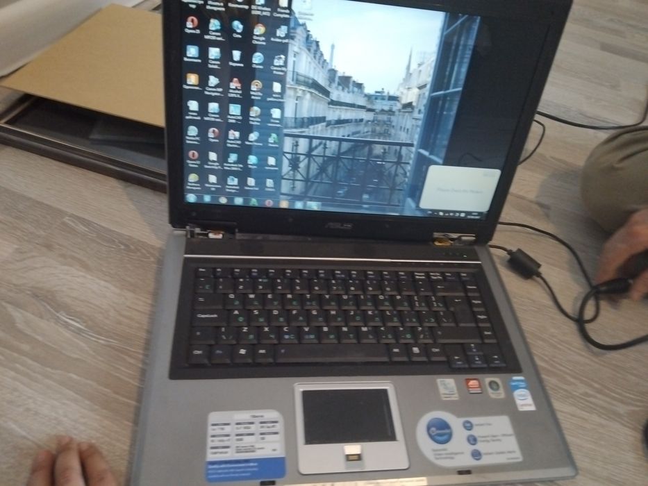 Ноутбук асум рабочий