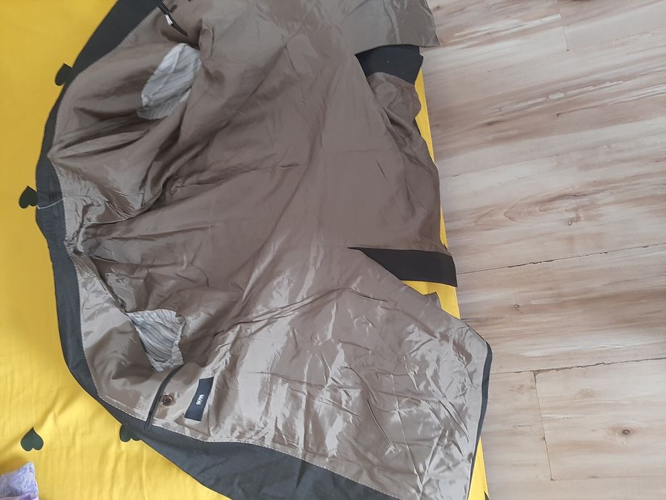 Sacou HUGO BOSS marimea XXL