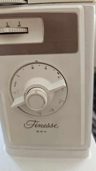 Швейная машинка Finesse 884 - аналог Singer 834