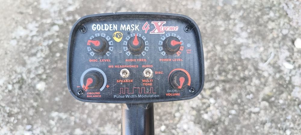 Продавам Golden Mask 4 Xtreme