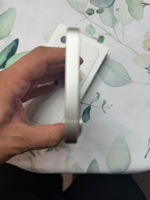 iPhone 13 128GB White