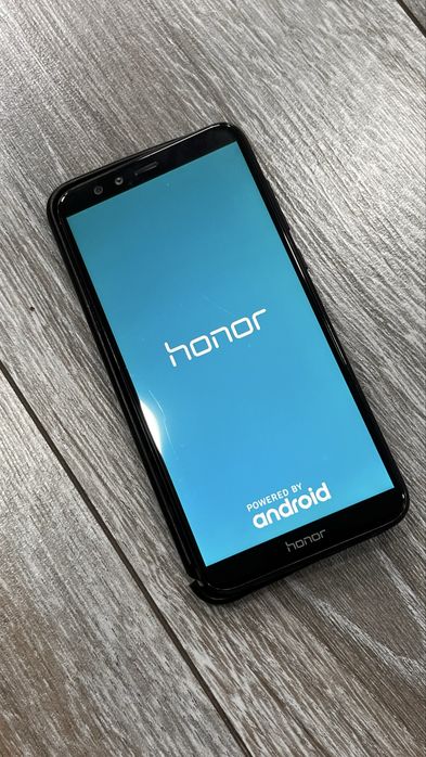 Смартфон Honor 9 на Kirin 659