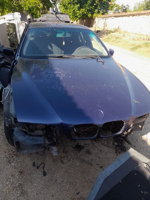 Преден капак за бмв е39