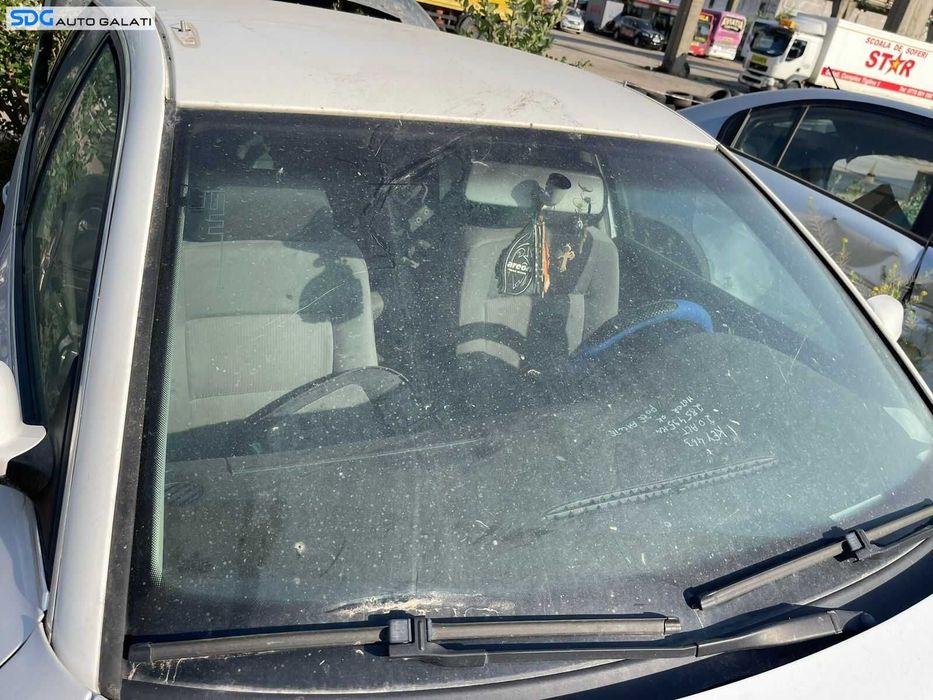 Parbriz Geam Sticla Simplu Fara Senzor si Incalzire Volkswagen Passat B5.5 2001 - 2005 Cod 3B0955453AC 3B0955453AE [C6072]