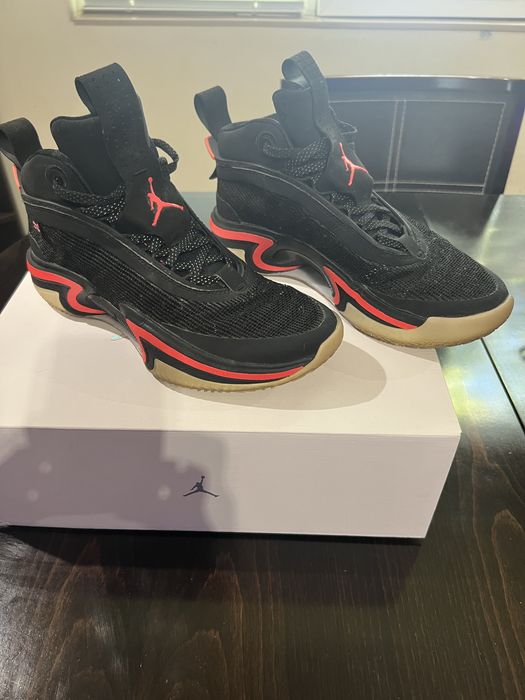 Баскетболни маратонки NIKE AIR JORDAN