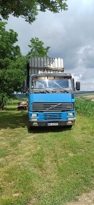 Vând Volvo  FH12