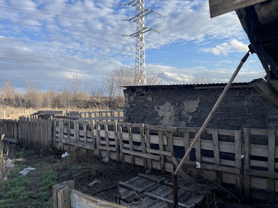 Продаю дом пос 106 .