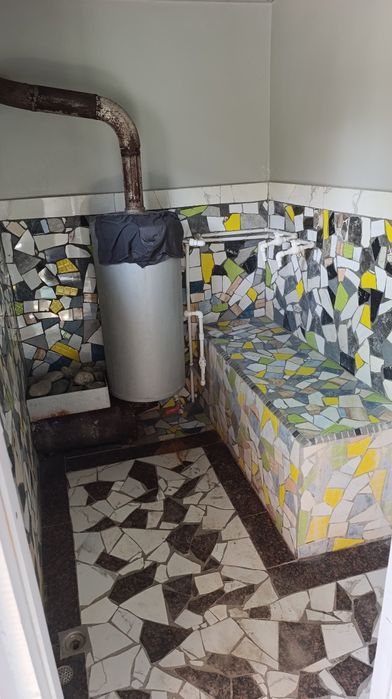 Продаётца дом в яшнабатском раёне 6 соток махалля хороший