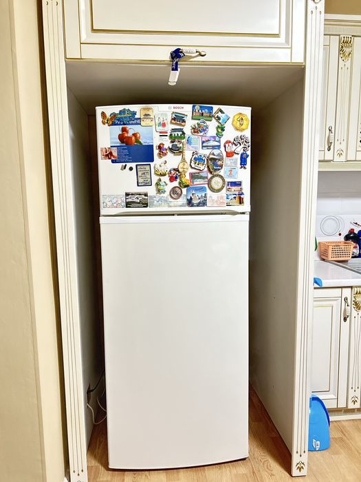 продам холодильник бош