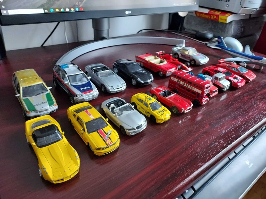 Masinute,machete,din metal,pt. colectie