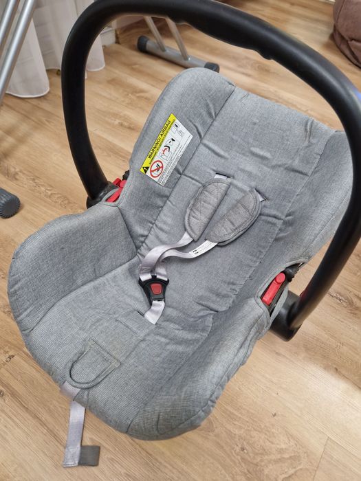 Столче за кола в добро състояние.