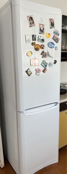 Отдам холодильник