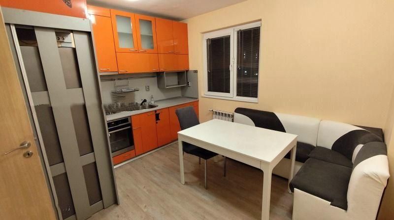 Тристаен апартамент под наем в ж.к. Кръстова вада, 2218248