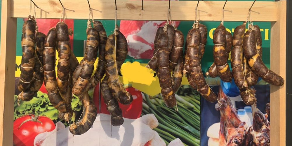 Монголиядан келтирилиган ҳалол ва сифатли гўштлар сотамиз.