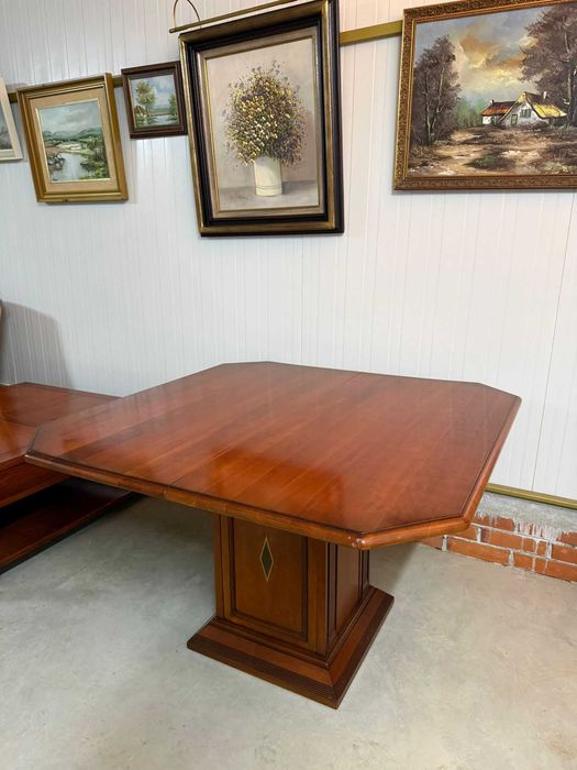 Разтегателна трапезна маса от масив цвят-череша