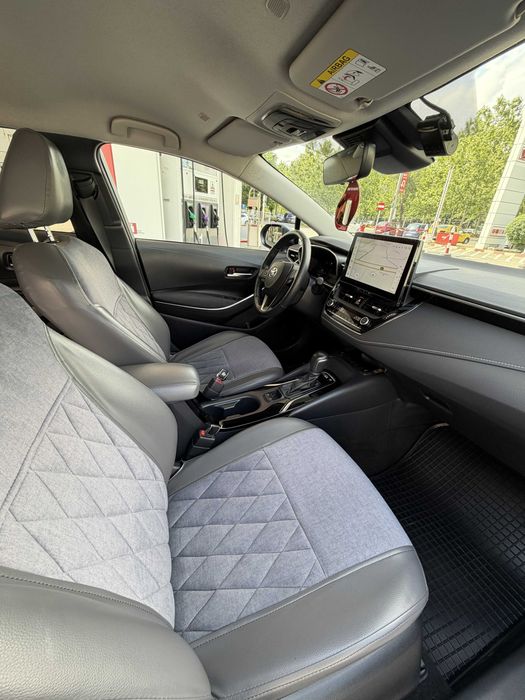 TOYOTA COROLLA 1.8 Sedan Dynamic 140 CP Hybrid 2023 Primul proprietar
