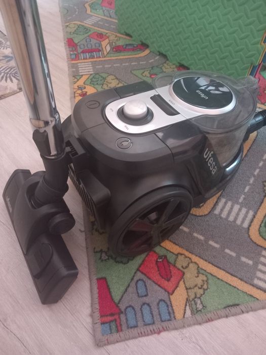 Прахосмукачка Ufеsa