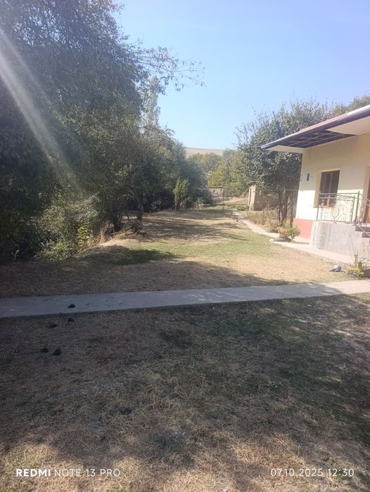 Дача зоминда сотилади