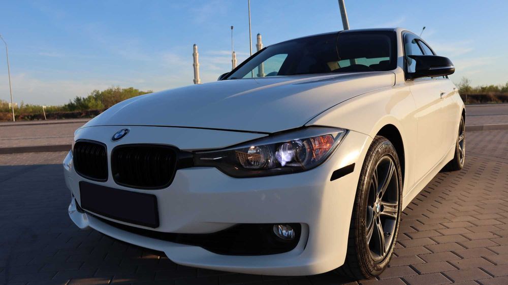 BMW F30 328 г.в. 2013